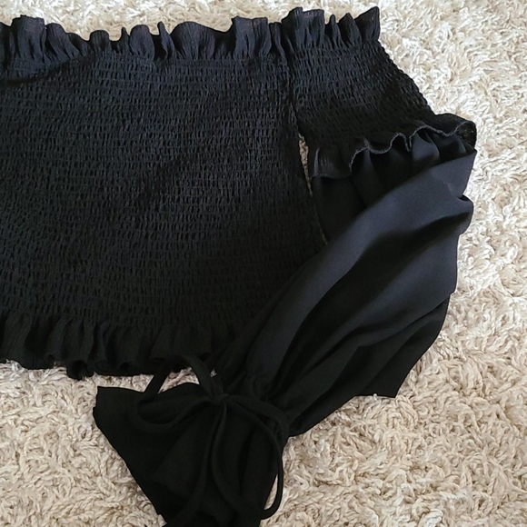 Sexy Allison top. Size M. - Picture 7 of 7